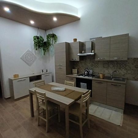 La Casa Di Ruth Apartment Catania Luaran gambar